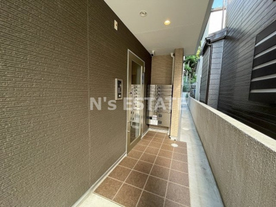 【エントランス】 | ワコーレヴィータ和田宮通