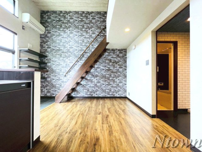 【居間・リビング】 | ESPRESSO清須 | ゆったりとしたリビングです