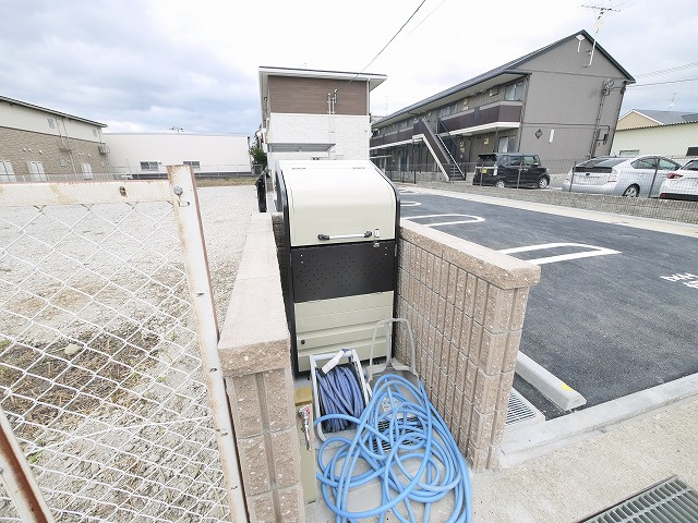 イターナルパレスⅢのその他共用部分|敷地内にゴミ置き場あります