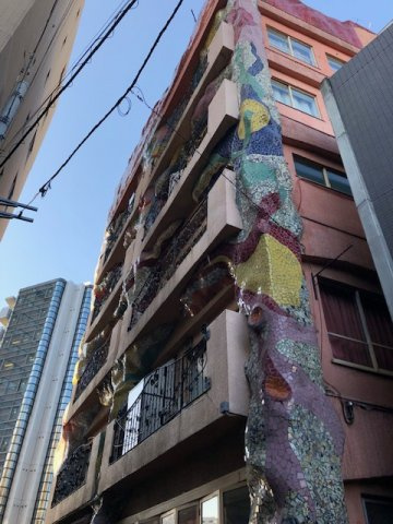 ハプニングタワー曙橋の外観