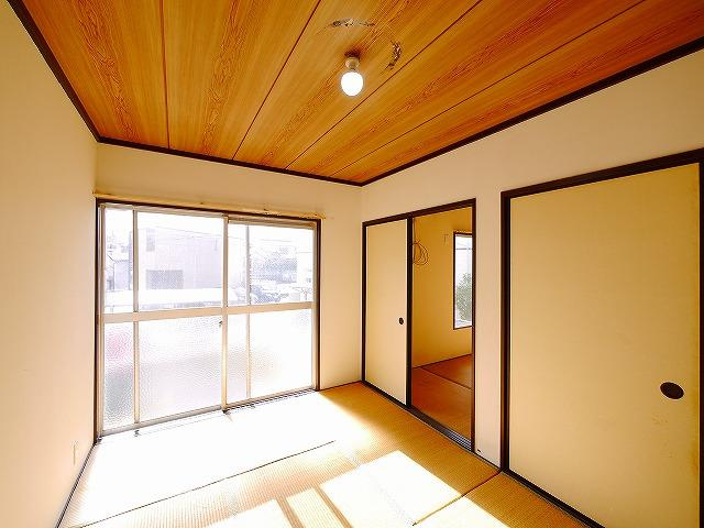 ボヌール菅原町の和室|明るい和室です