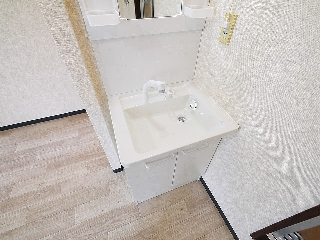 ボヌール菅原町の洗面所
