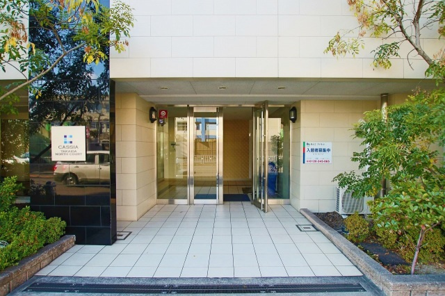 CASSIA高井田NorthCourtのエントランス