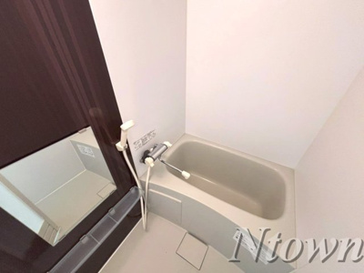 【浴室】 | グラン・ルーチェ | お風呂で日々の疲れを落としましょう