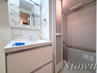 【洗面所】 | グラン・ルーチェ | 脱衣スペースもあります