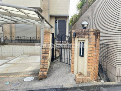 【エントランス】 | あざみ野戸建