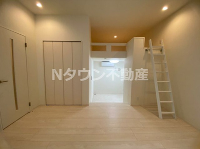 【居間・リビング】 | ハーモニーテラス上石川町V | 居間です