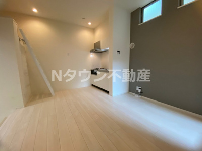 【内装】 | ハーモニーテラス上石川町V | 明るい色調の室内です