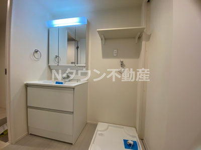【独立洗面台】 | ハーモニーテラス上石川町V | 独立洗面台あり、毎朝おしゃれに忙しい女性の方におすすめです