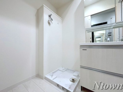 【エントランス】 | さくらHills NISHIKI Platinum Residence | 落ち着いたエントランスです