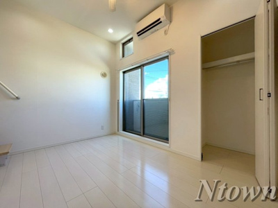 【内装】 | グランディ | 明るい室内です