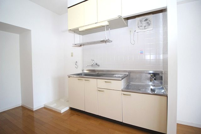 コーポハリマヤⅠのキッチン|キッチンでお料理をお楽しみください