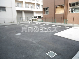 【駐車場】 | Ｃｒｅｓｃｉ　ｌａ　Ｚｏｎａの駐車場