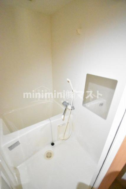 アーバンコンフォート堀江の浴室