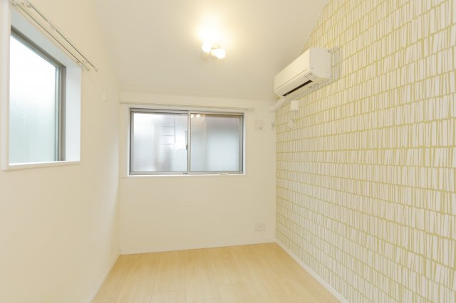 バーミープレイス新小岩の洋室