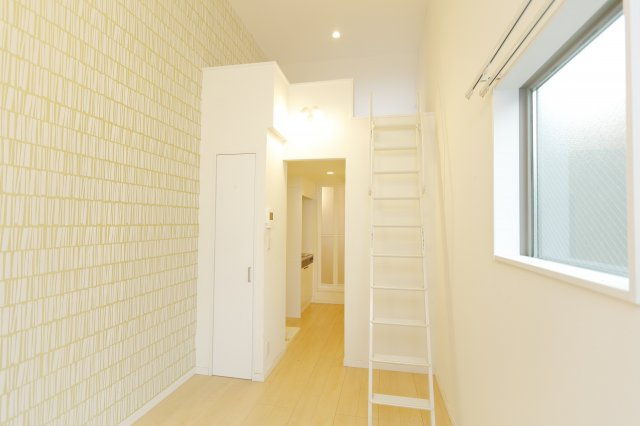 バーミープレイス新小岩の洋室