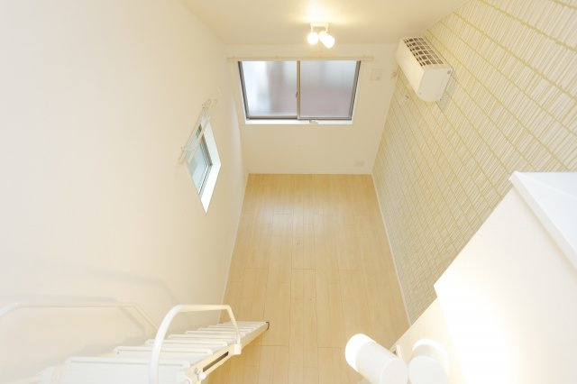 バーミープレイス新小岩の洋室