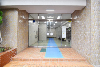 【エントランス】 | エントランス