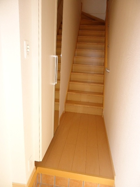 リンネ・シャルマンの玄関