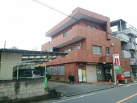 足立椿郵便局まで624m