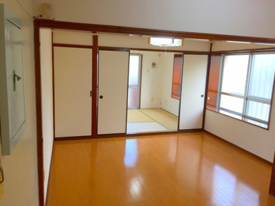 【居間・リビング】 | 島アパート | ※退去前の為、写真と現状が異なる場合がございます