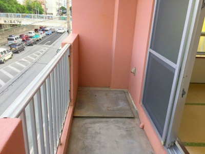 【バルコニー】 | 島アパート | ※退去前の為、写真と現状が異なる場合がございます