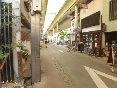 TheLuxe京都三条（ザリュクス京都三条）の周辺|前面道路・商店街