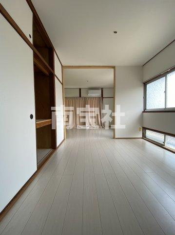 【居間・リビング】 | こちらのリビングで趣味の時間をお楽しみください