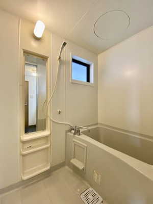 【浴室】 | ヴィーブルYOKOTE