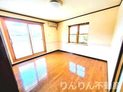 【居間・リビング】 | トータスY | こちらの居間で趣味の時間をお楽しみください
