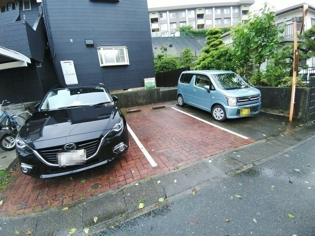 パークハイムの駐車場