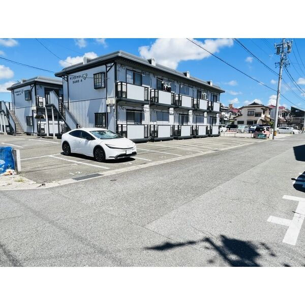 サンビレッジ・SANO　Ａの駐車場