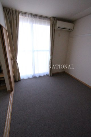 プレシアの寝室