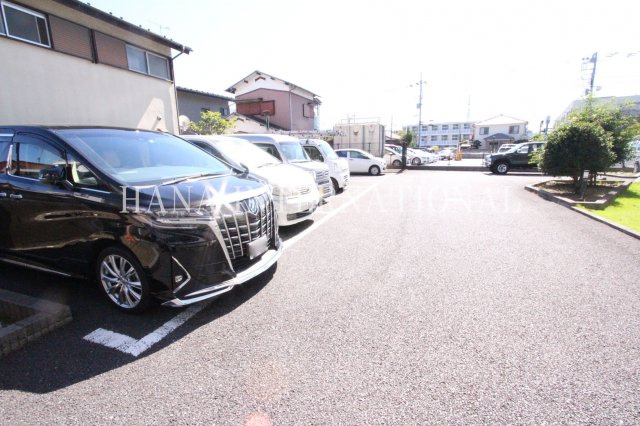 プレシアの駐車場