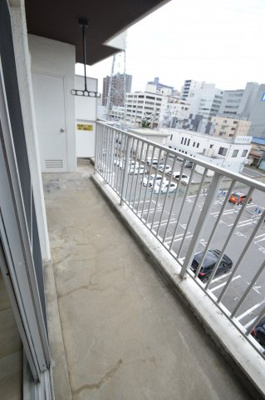 【バルコニー】 | ワタナベハイツ