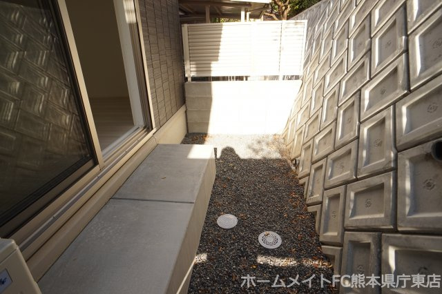 熊本市中央区渡鹿４丁目のアパートのバルコニー