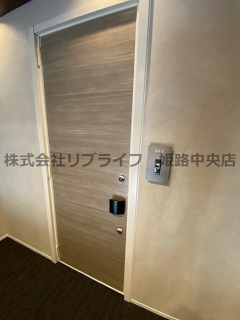 クロスウェルの玄関