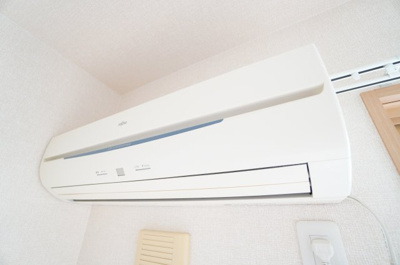 【設備】 | ブリックスクエア | エアコン２台完備！