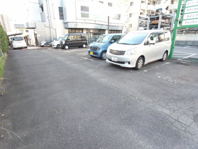 【駐車場】 | サンテラス三つ乃里