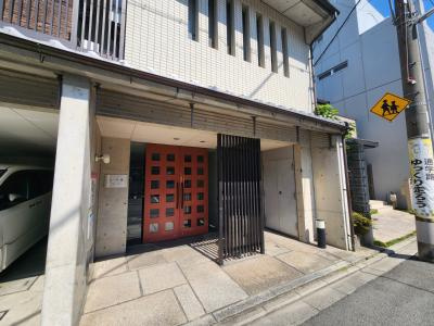 カーサ葵のエントランス