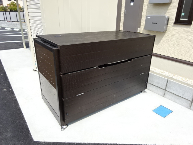 倉敷市福島のアパートのその他共用部分|敷地内専用ゴミステーション