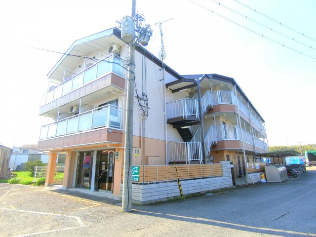 ラベレッツア和泉中央の外観