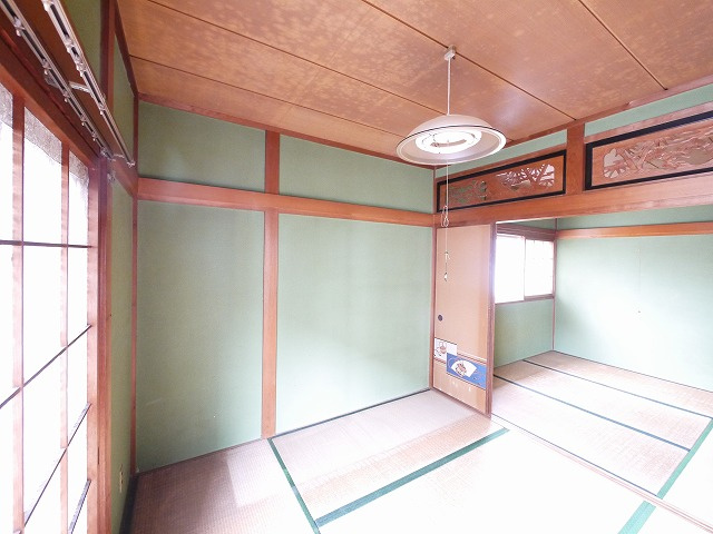 東九条町貸家の和室|ゆったりとくつろげる和室です