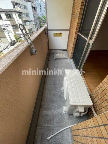 ハロ上町のバルコニー