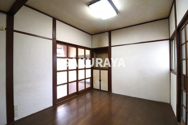 川島方貸家の洋室|2022年撮影。現況と異なる場合がございます。