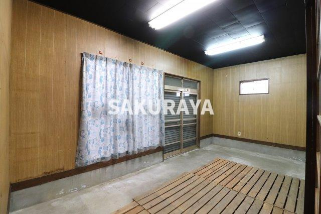 川島方貸家のその他|土間。2022年撮影。現況と異なる場合がございます。