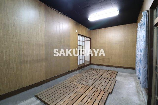 川島方貸家のその他|土間。2022年撮影。現況と異なる場合がございます。