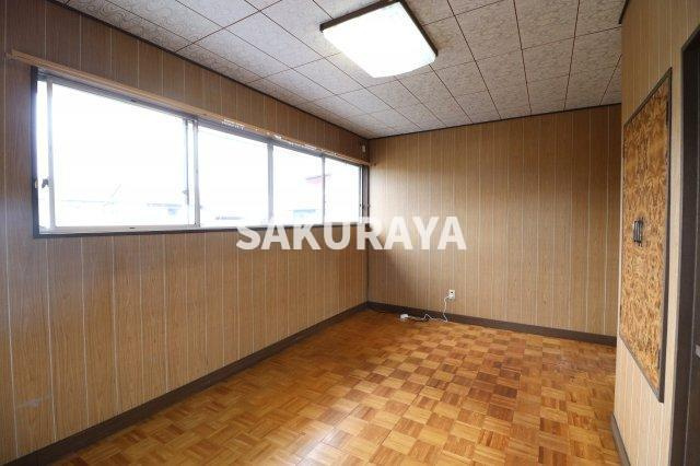 川島方貸家の洋室|2022年撮影。現況と異なる場合がございます。