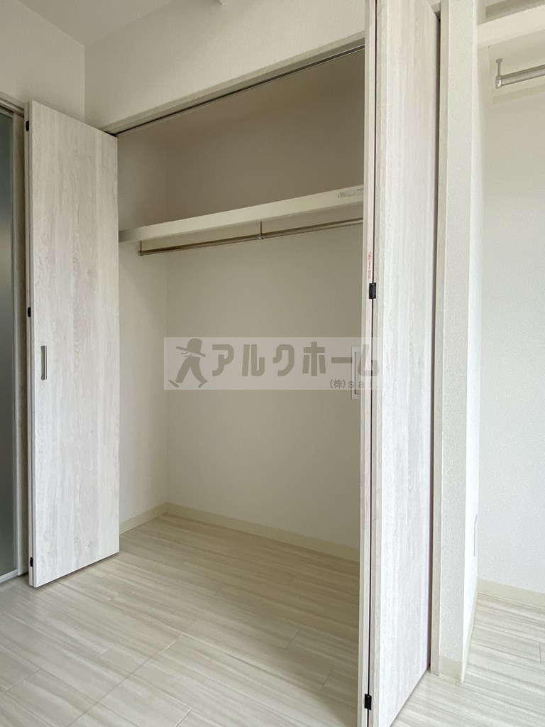 美園イーグルの収納