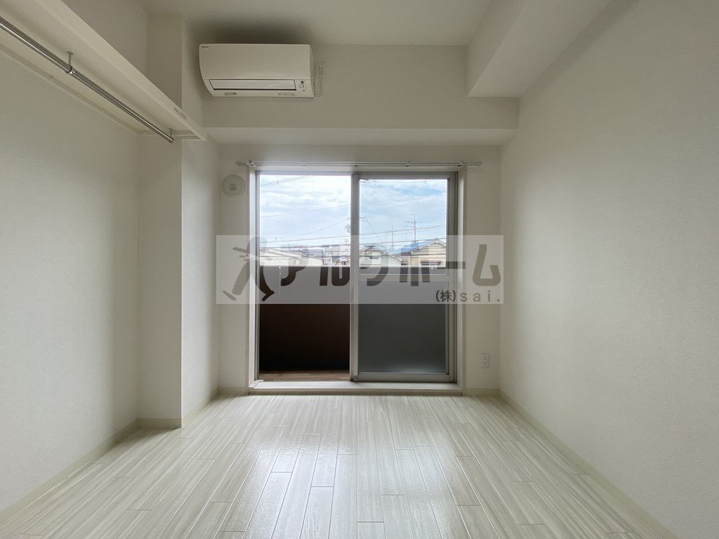 美園イーグルの居間・リビング